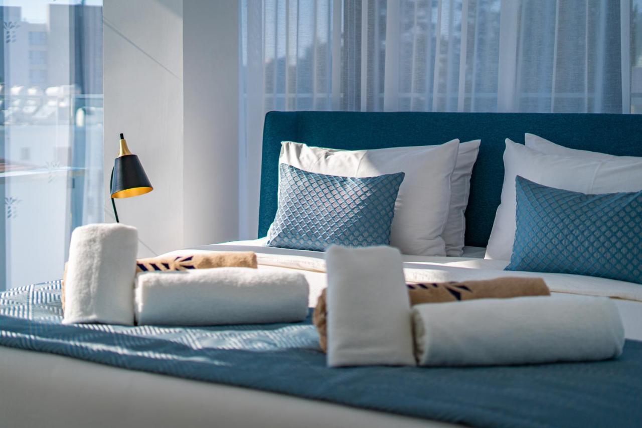 The Palmiers Aparthotel Пафос Екстериор снимка
